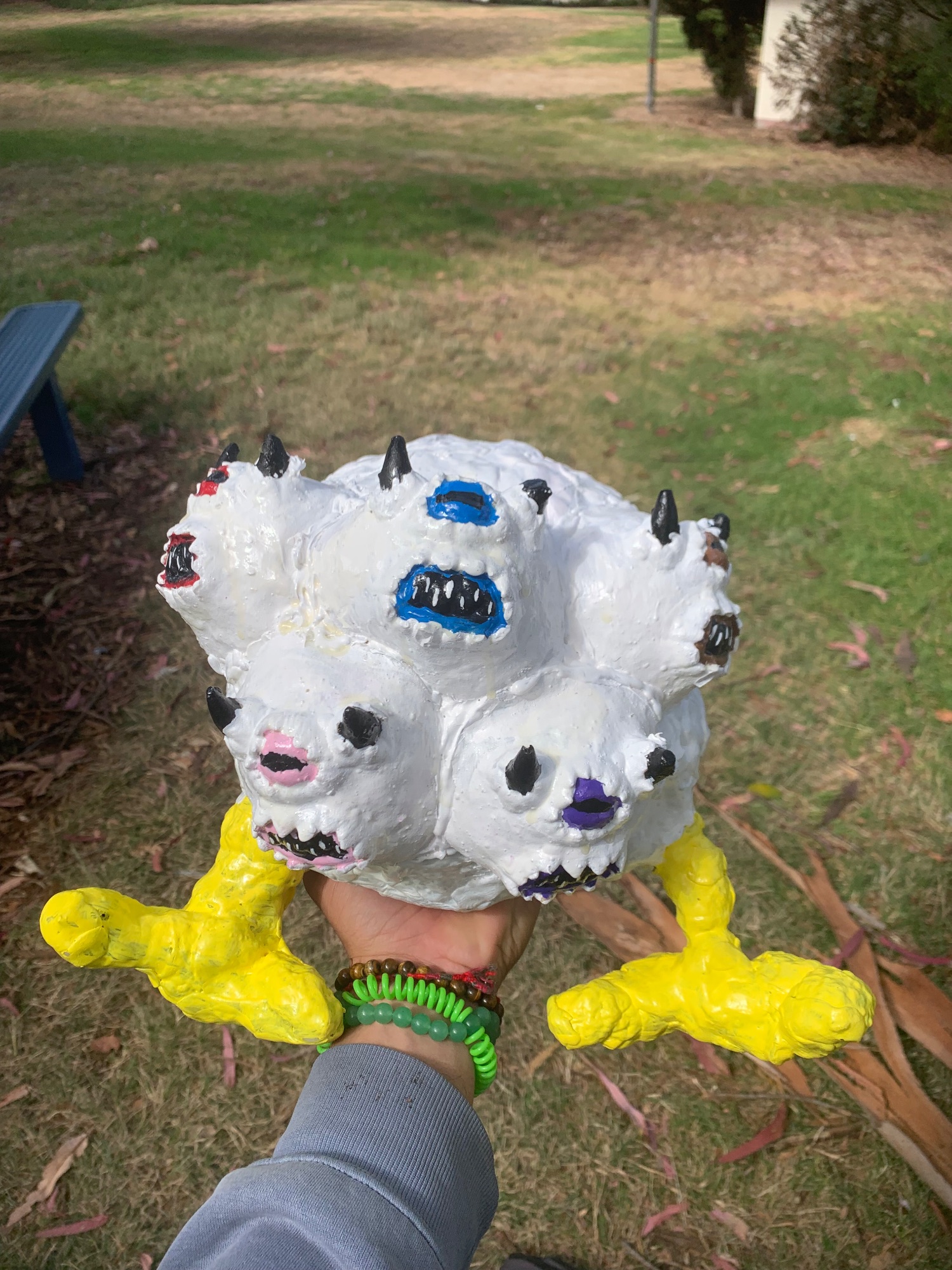 Monster egg queen
